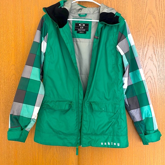 Oakley Jacket - Picture 1 of 1